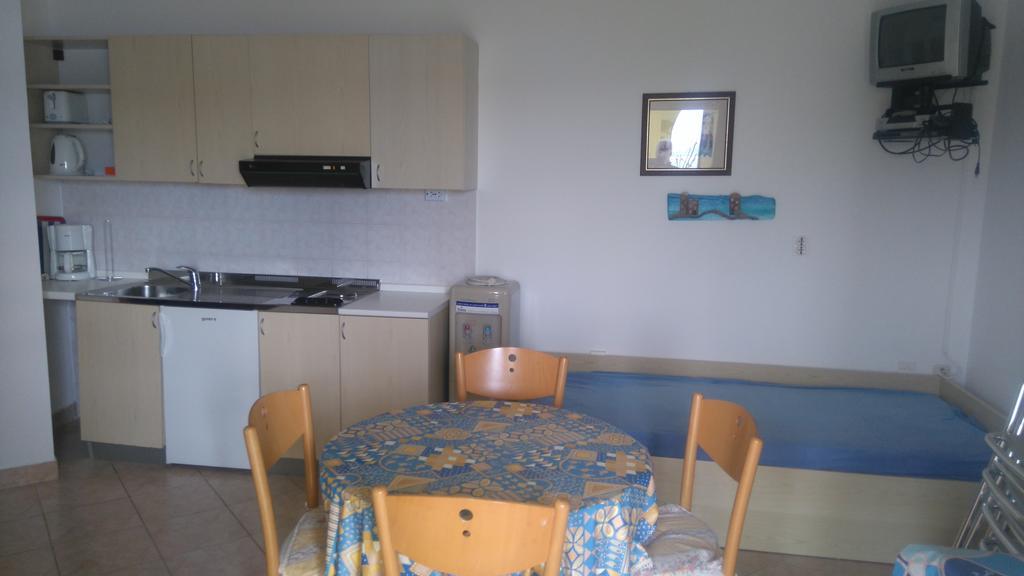Apartments Roza Miškovići Bagian luar foto