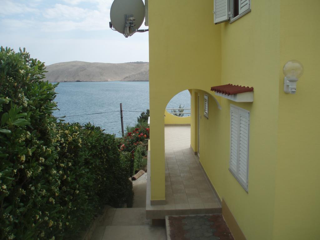 Apartments Roza Miškovići Bagian luar foto