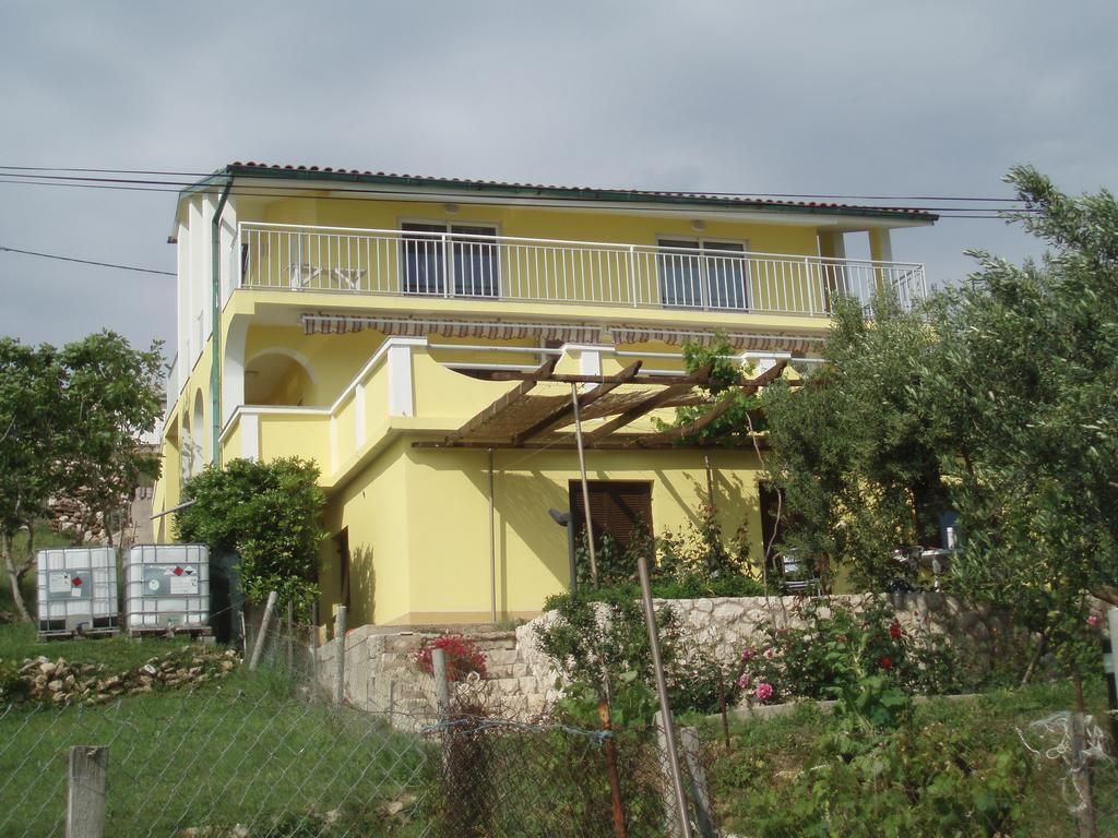 Apartments Roza Miškovići Bagian luar foto