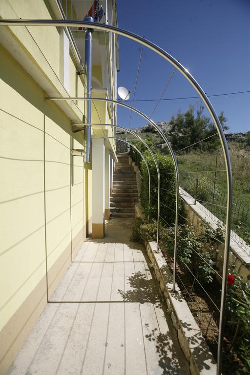 Apartments Roza Miškovići Bagian luar foto