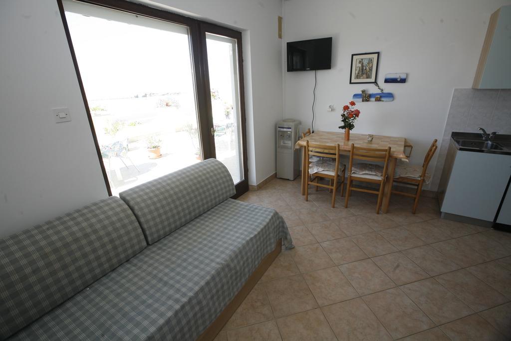Apartments Roza Miškovići Bagian luar foto