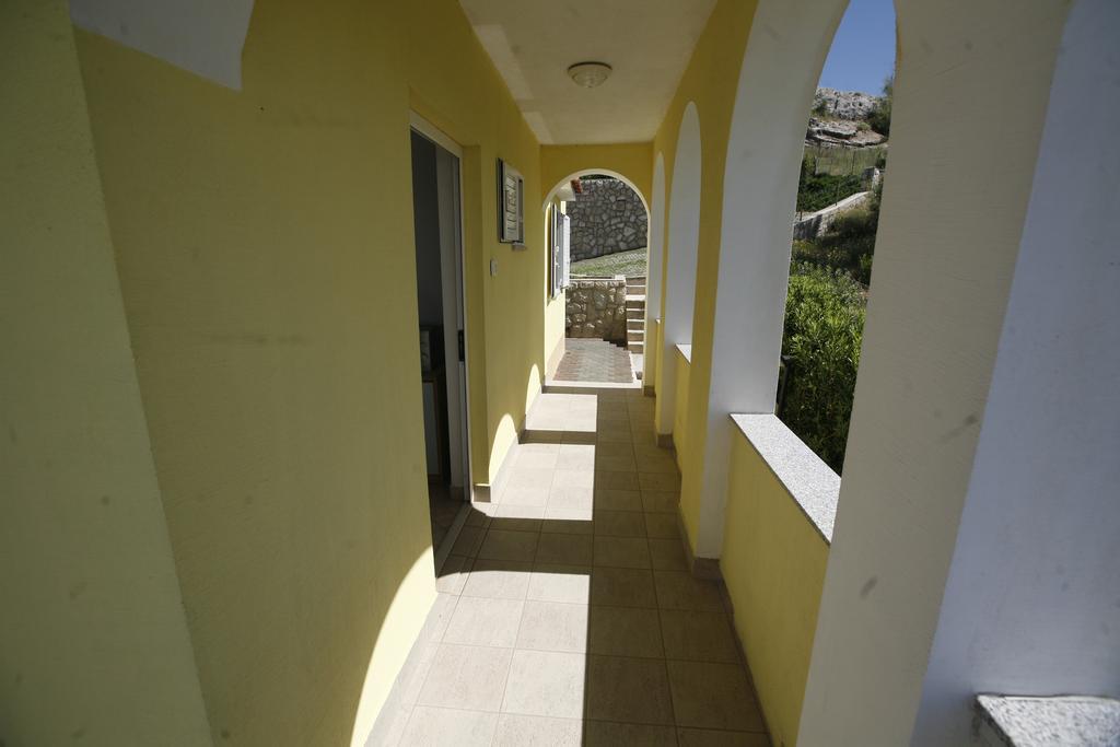 Apartments Roza Miškovići Bagian luar foto