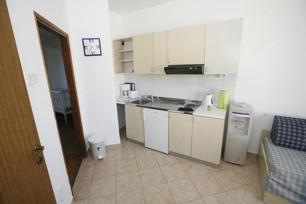 Apartments Roza Miškovići Bagian luar foto