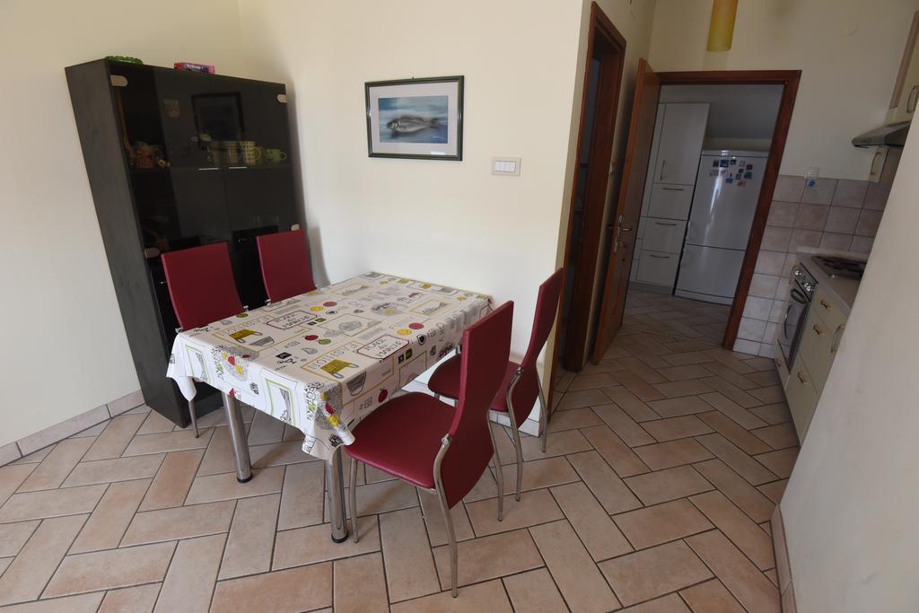 Apartments Roza Miškovići Bagian luar foto